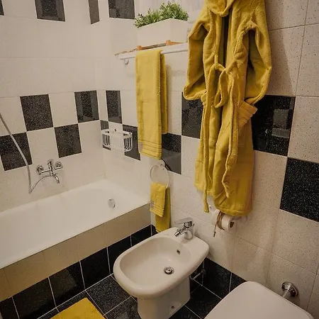 Casa Rebecca In Moscova Dom wakacyjny Mediolan
